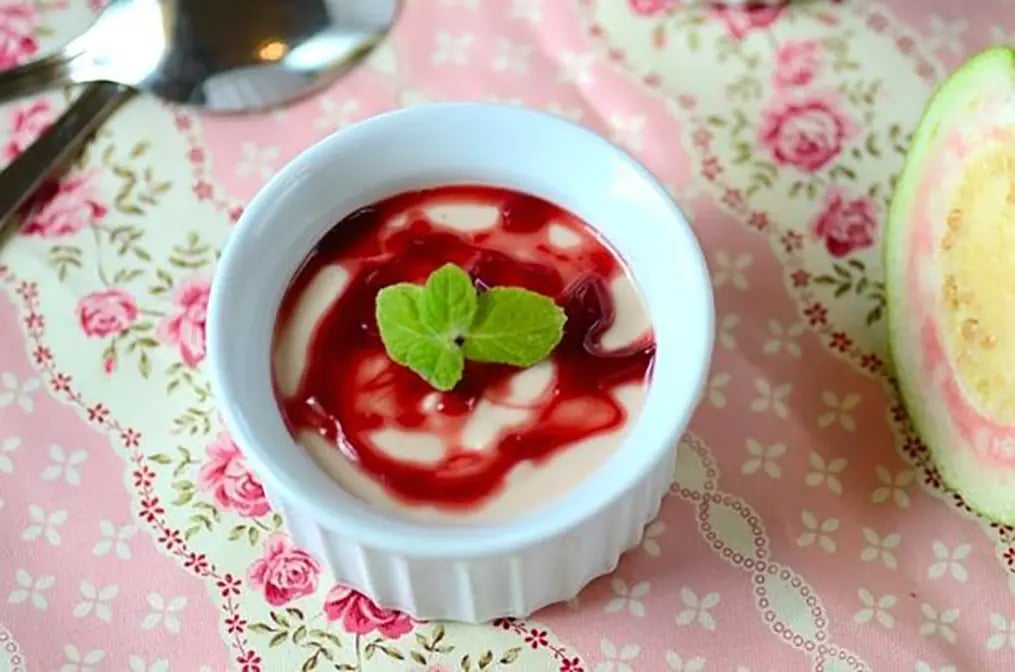 5 Delicious Ways to Transform Guava into Irresistible Desserts You’ll Love - Guava Mousse