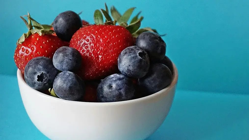 A cake that is berry berry tasty - Berry Bowl