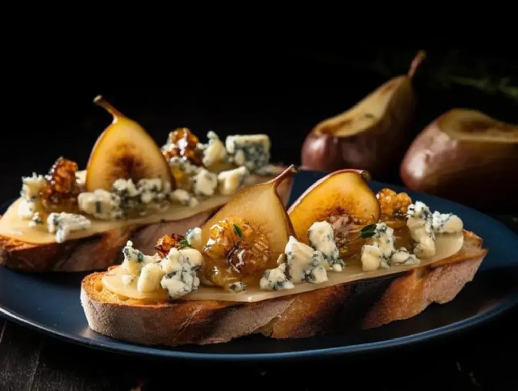 Blue Cheese And Pear Crostini: A Sweet-Savory Dessert Pairing - Introduction