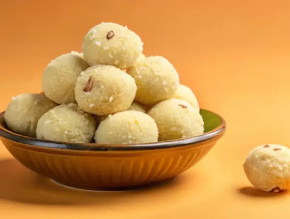 Coconut Ladoo