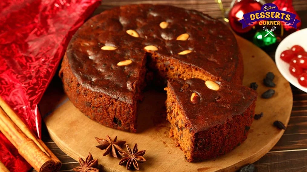 global-christmas-cake