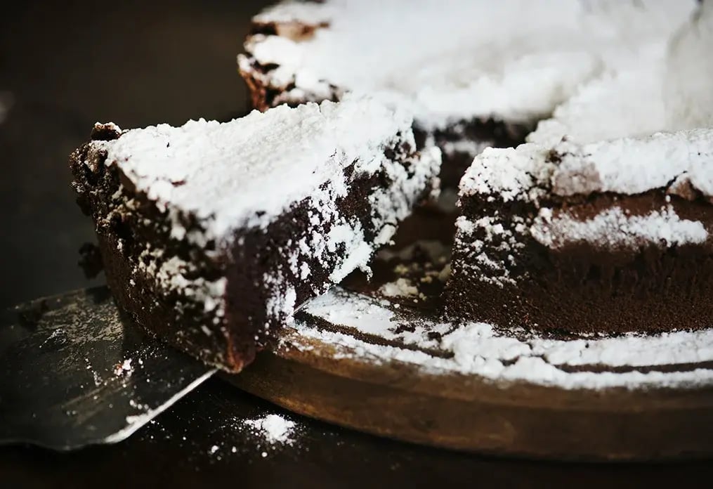 dark-chocolate-cake