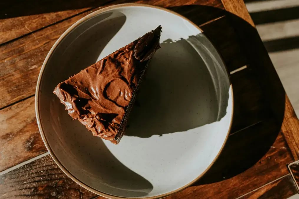 How To Make The Classic Matilda Chocolate Cake: An Easy Step-by-step 