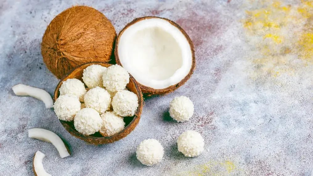 Coconut Ladoos