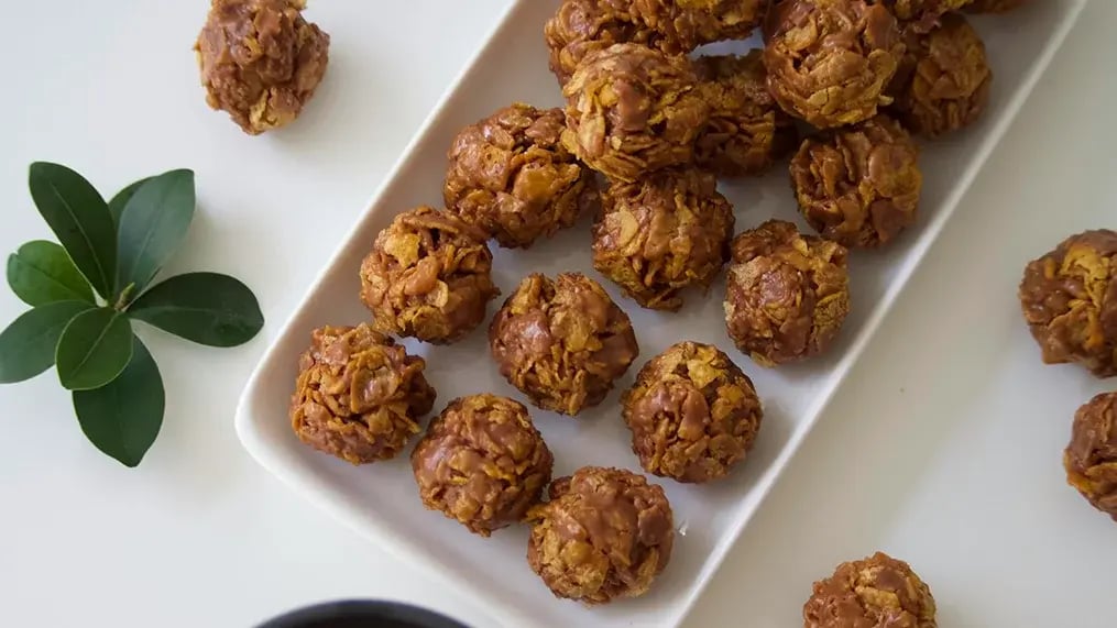 Chocolate Cornflake Clusters