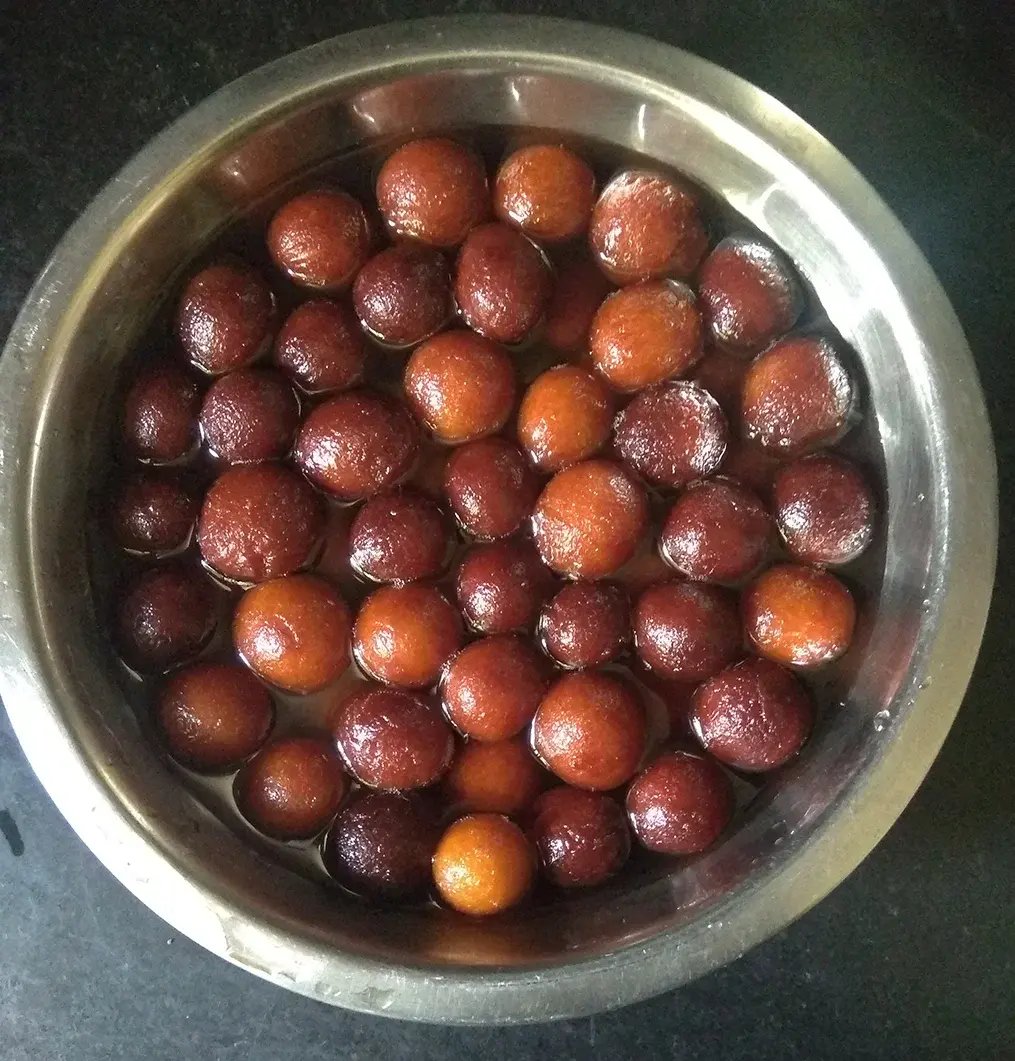 gulab-jamun-3