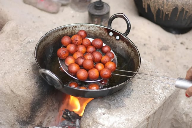 Looking For Indian Dessert Recipes For Parties? This Is Your Guide To Making The Perfect Gulab Jamuns At Home