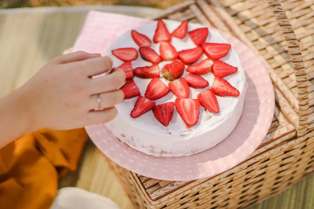 Make a Stunning Fraisier Cake With Fresh Strawberries and Rich Cream Layers - Fraisier cake 3