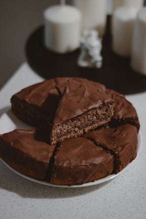 Surprise Your Dad With A Rich And Delectable Chocolate Cake: Easy Sweet Recipes at Home