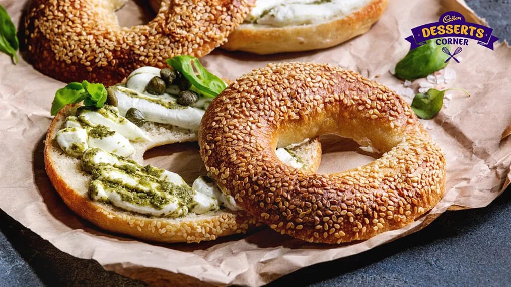 sweet-and-savoury-bagel-spreads-with-cream-cheese-3_updated