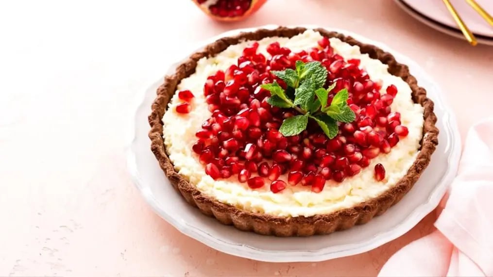 chocolate-pomegranate-tart