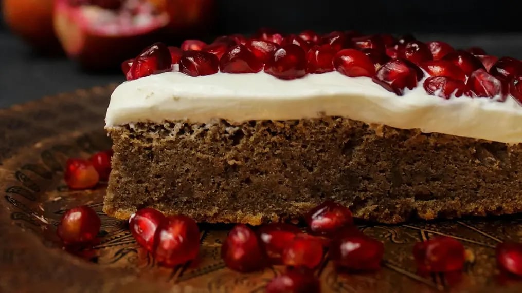 pomegranate-cake