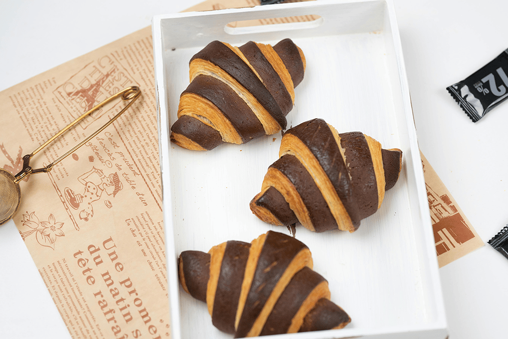 chocolate-croissants-4