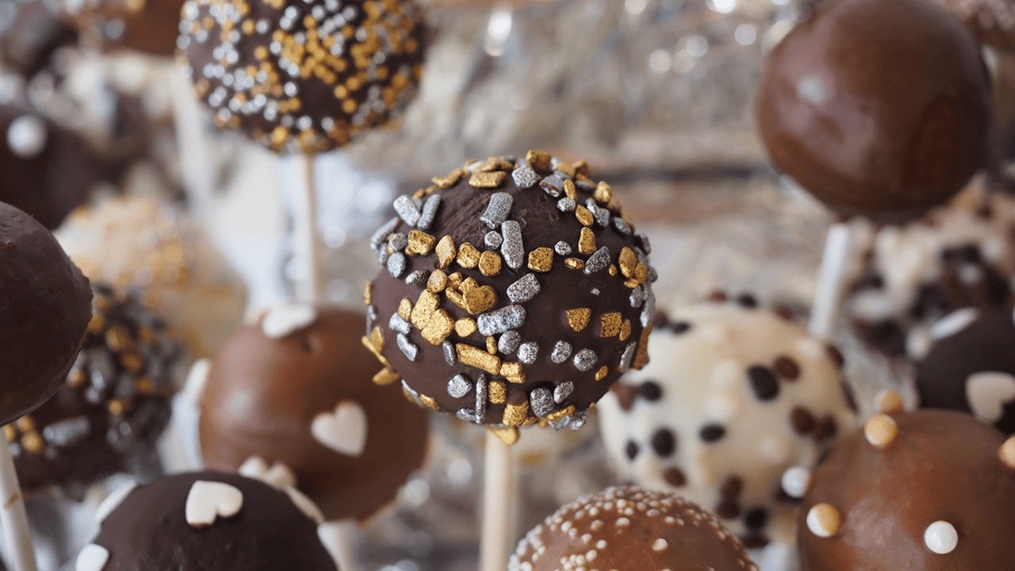 banana-cake-pops