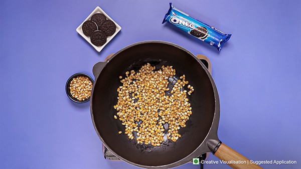 oreo-caramel-popcorn-recipe-step-2