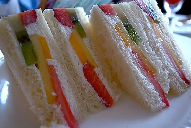 Munchies Guilt No-More with These Craving-Fixing Light Dessert Sandwiches: Quick Dessert Recipes