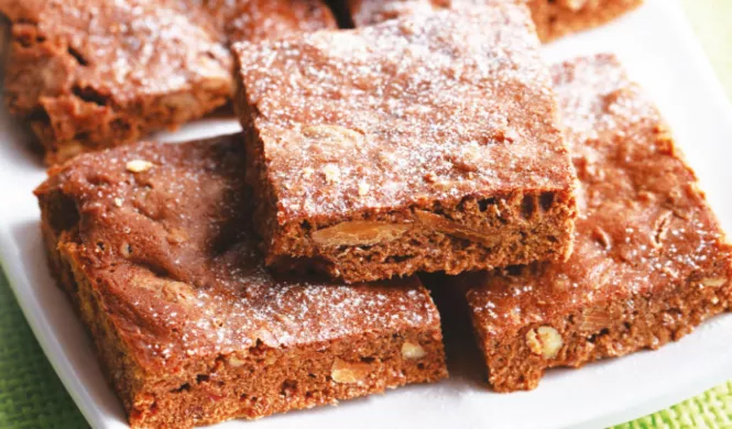 Silk Roast Almond Brownies Recipe| Cadbury Desserts Corner