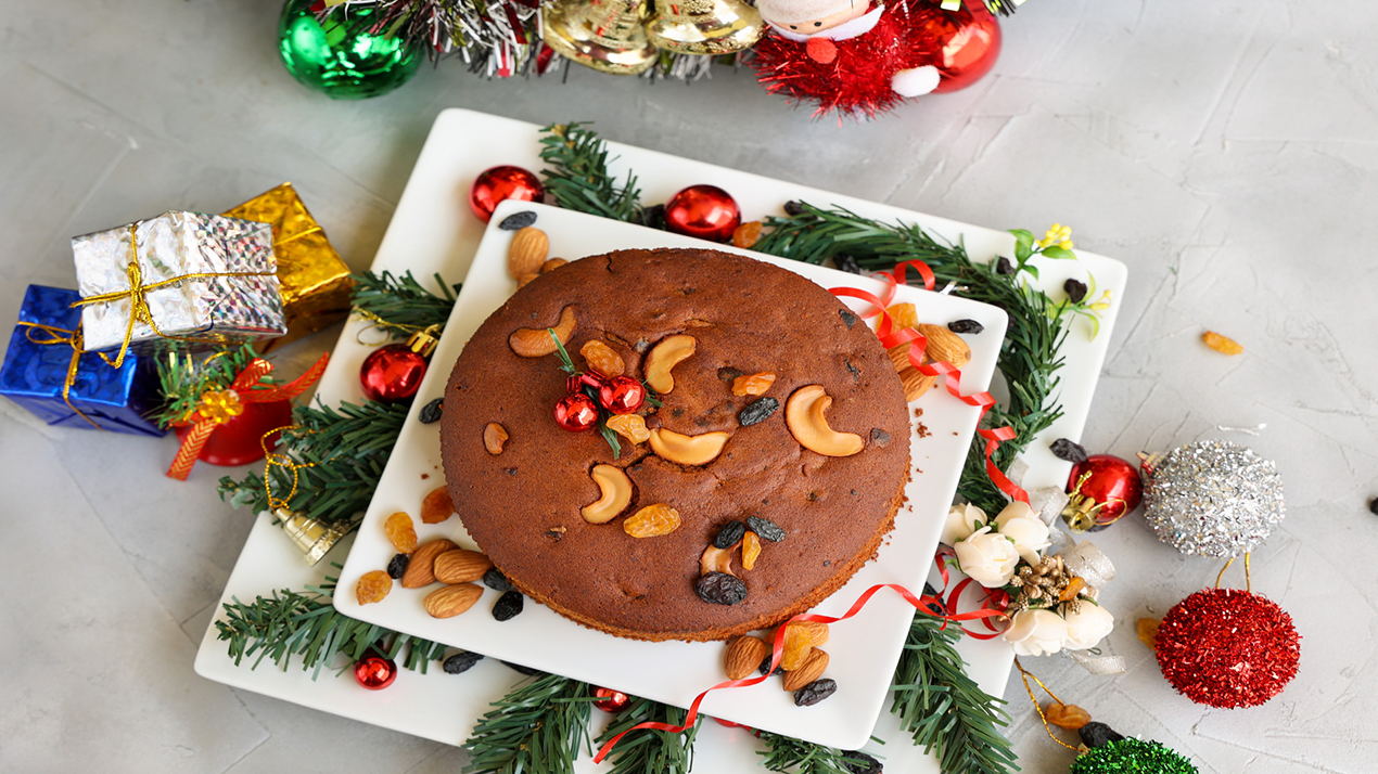 6 Christmas Desserts Straight Outta India!