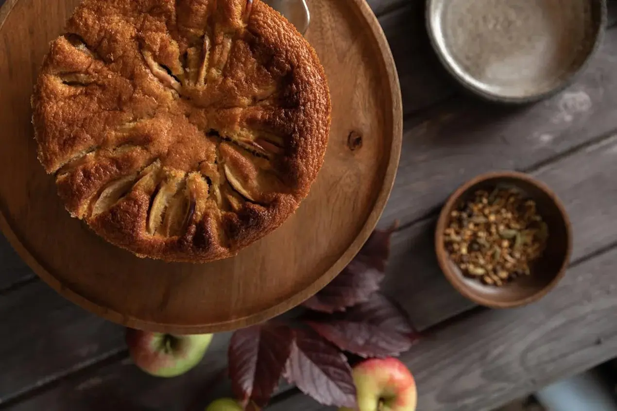 Bake This Moist and Fragrant Cinnamon Apple Cake for the Perfect Dessert