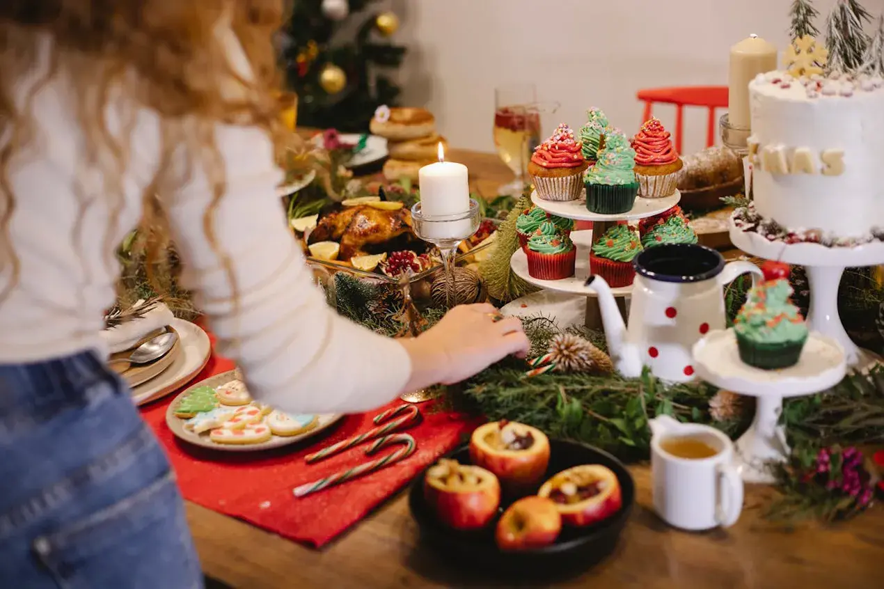 Christmas Dessert Platters: How to Arrange a Festive Spread