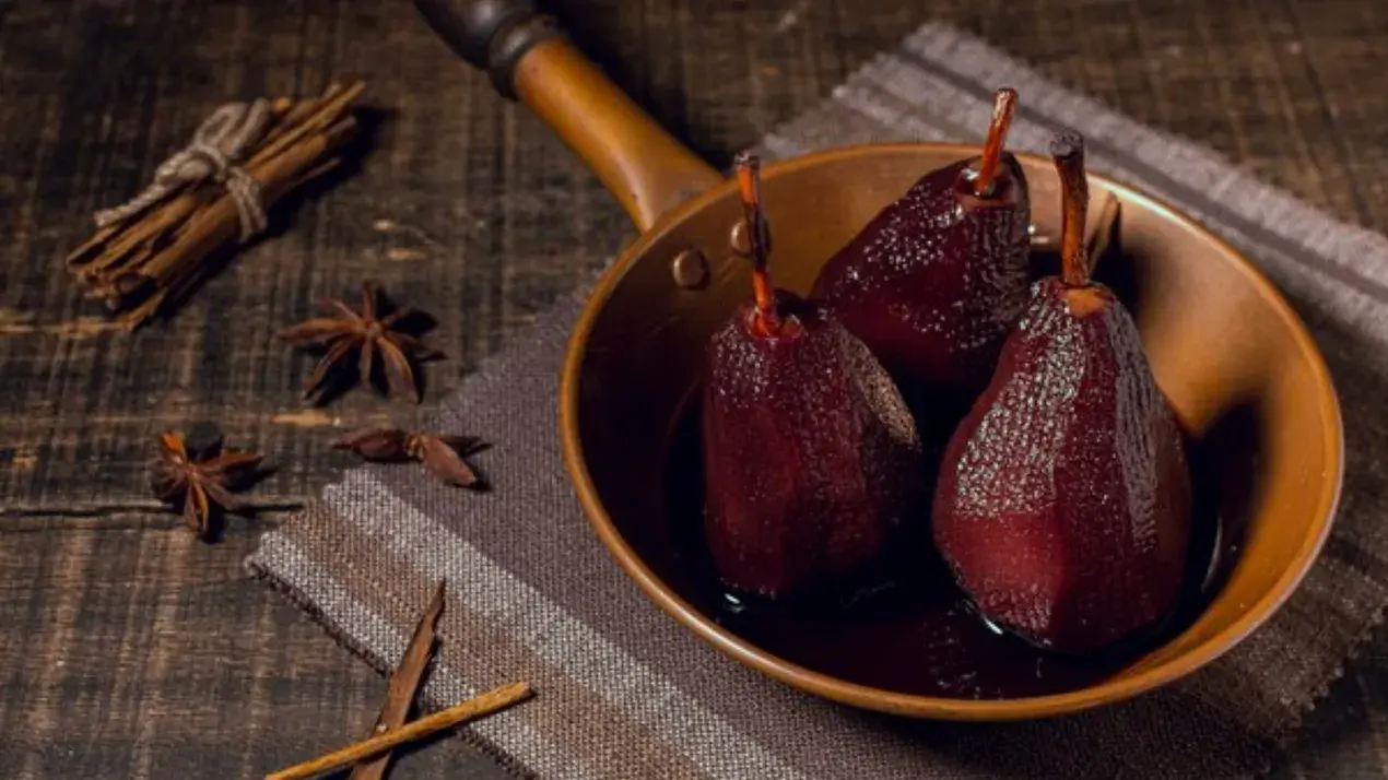 How To Make Poached Pears For Desserts At Home