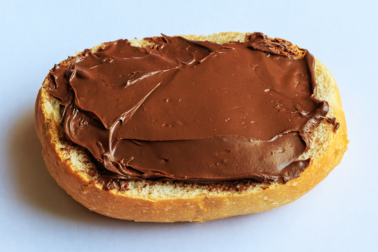 Irresistible Chocolate Spread Desserts You Can Whip Up in No Time