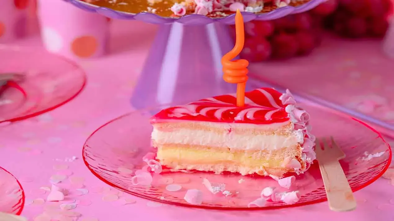 Master the Art of Plating Candy Cane Desserts Like a Professional Chef