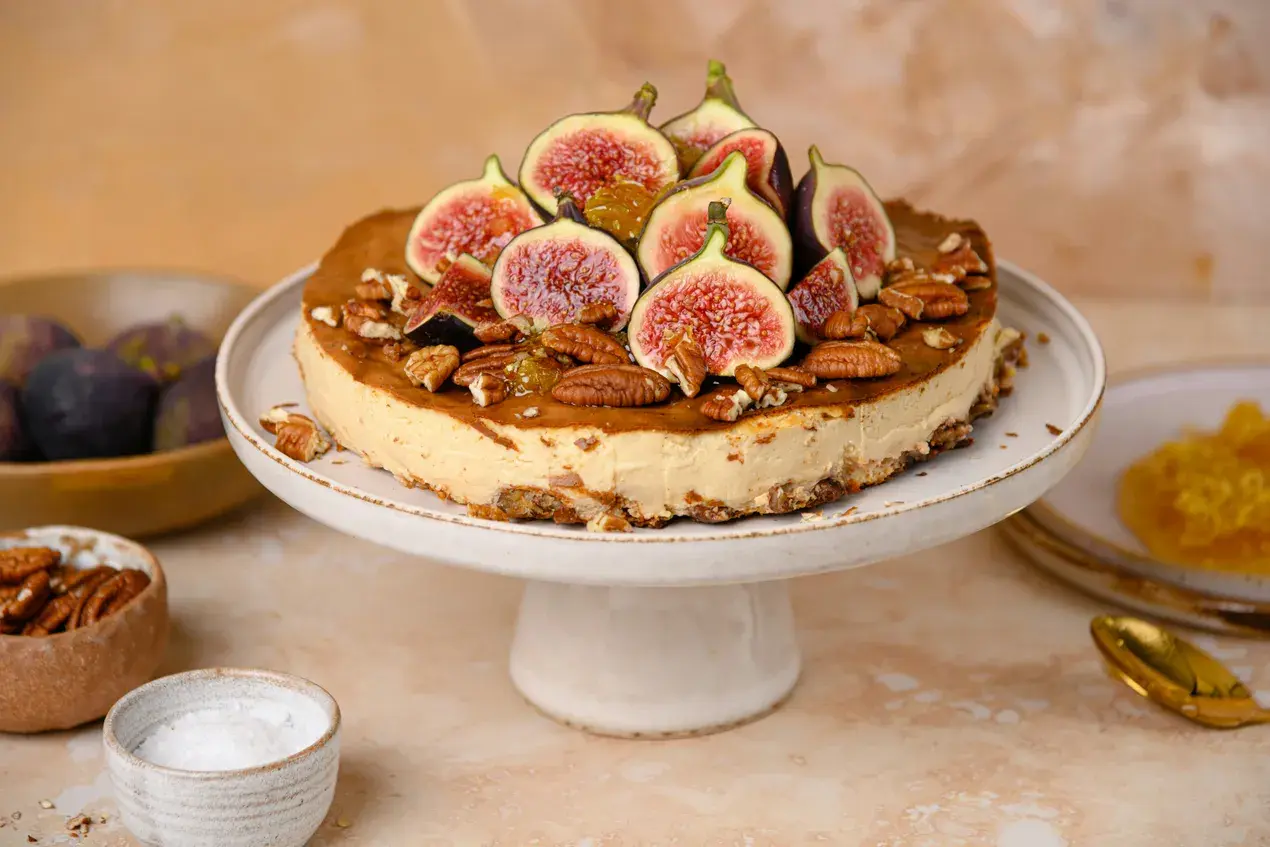 This Caramel Pecan Cheesecake is a Rich and Indulgent Treat for Pecan Lovers