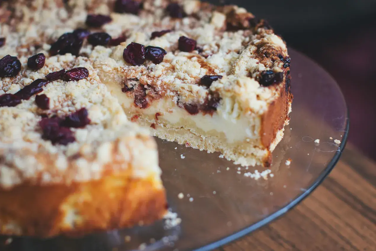 This Crumble Cheesecake is a Perfect Balance of Creamy and Crunchy Textures