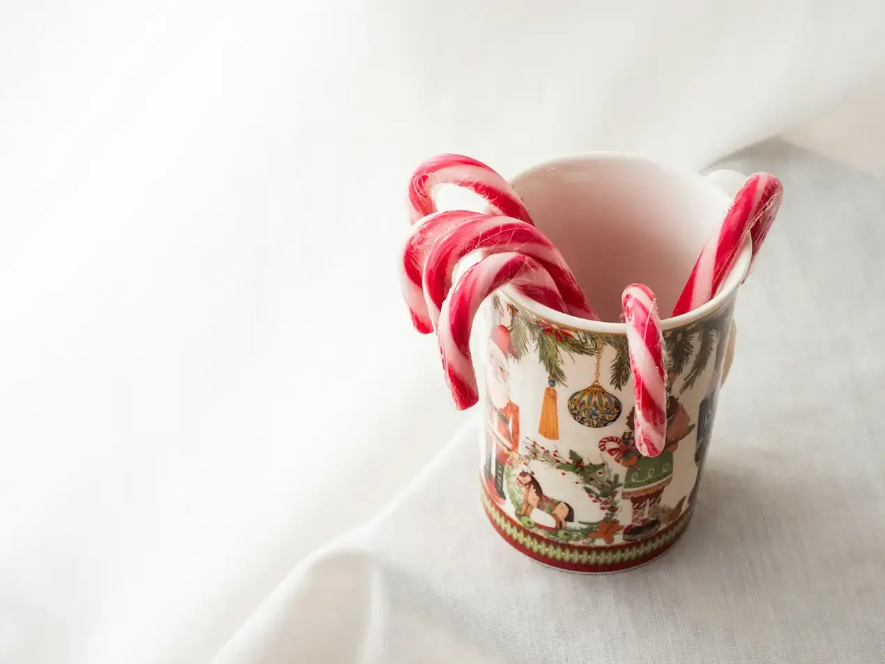 How to Create Indian-Inspired Candy Cane Desserts to Enhance Your Festive Parties